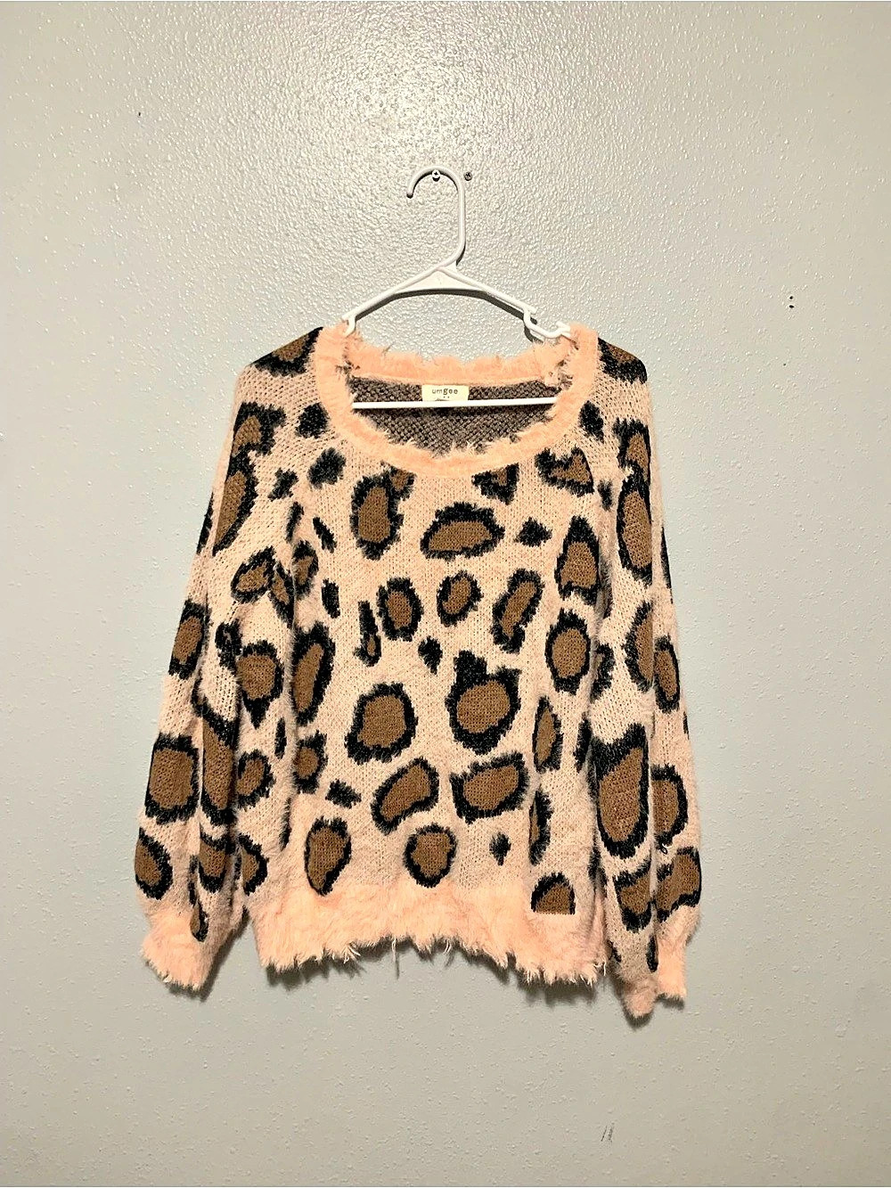 Umgee Leopard Print Fuzzy Sweater Pink & Brown Large